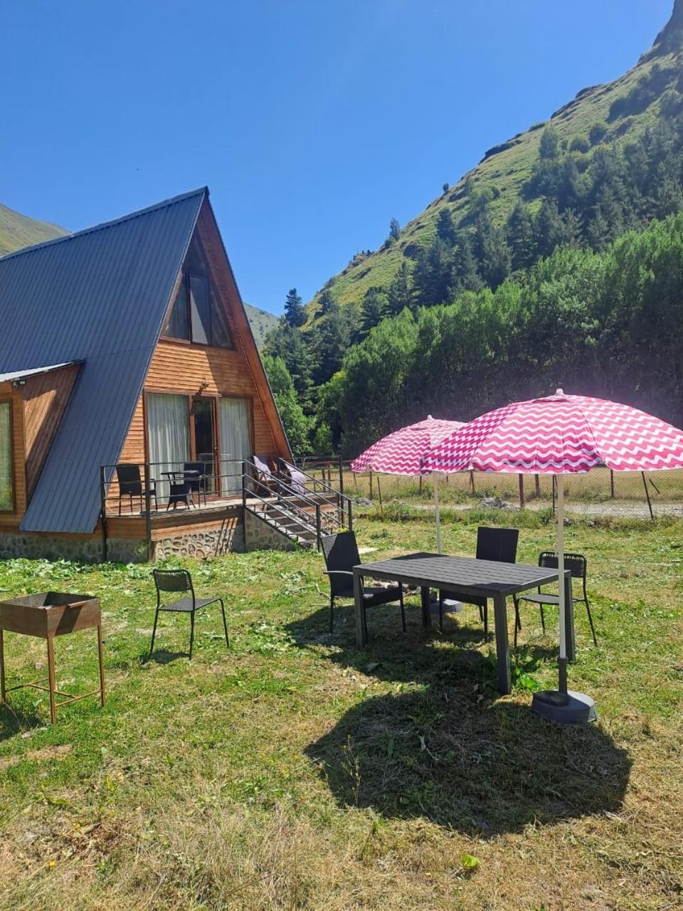 Vila Take A Break Kazbegi Exteriér fotografie